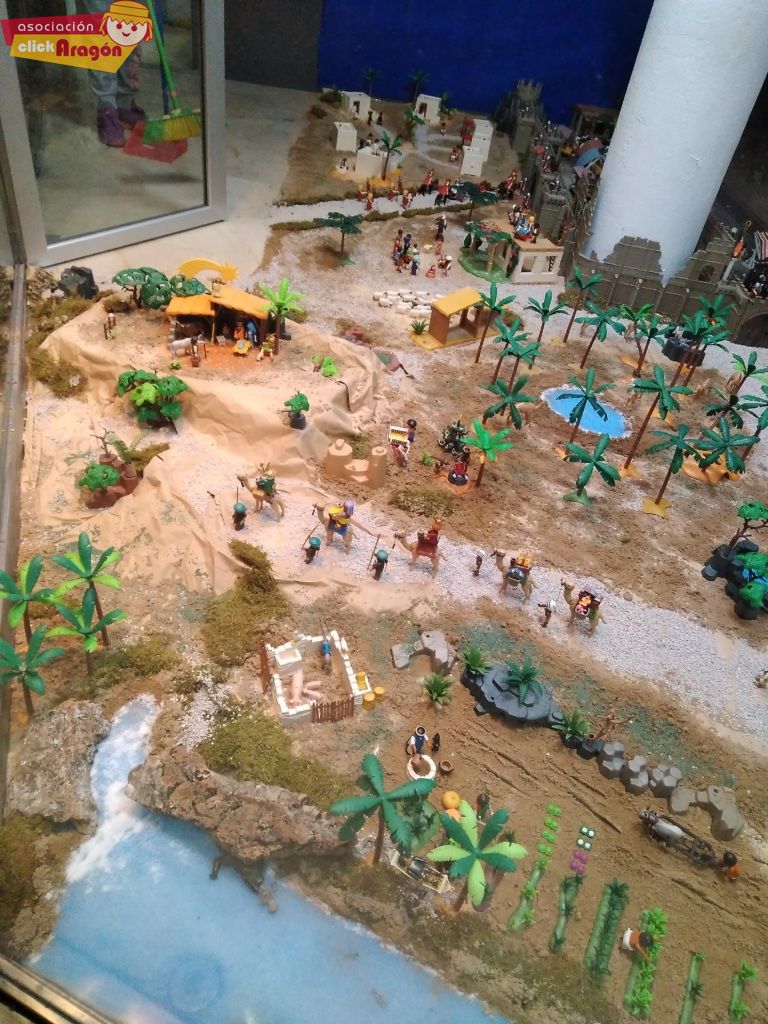 Camping Playmobil. Diorama de Clickaragon en la exposición de